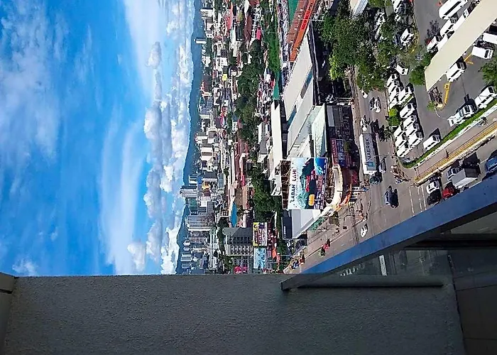 A.j Sunvida Tower W/ Balcony In Front Sm Mall Hotel