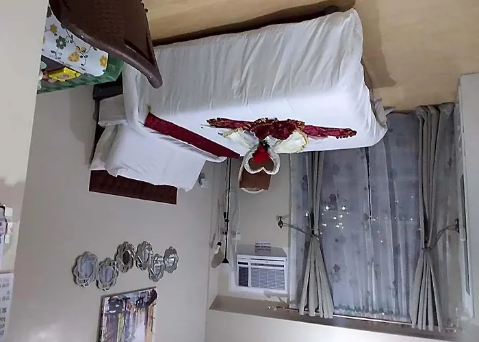 Hotel A.j Sunvida Tower W/ Balcony In Front Sm Mall Cebu